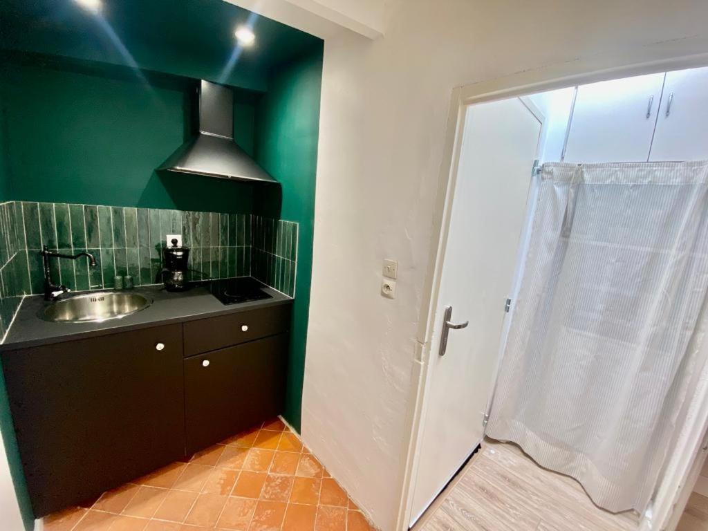 3 Studios Hyeres - Centre Ville Rue Pietonne - Manon Esterno foto